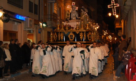 El 30 aniversario del paso Lamentaciones ante Cristo Muerto comienza a celebrarse mañana.