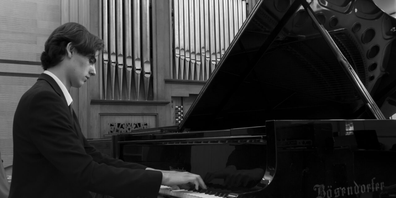 El pianista Andrés Palao ofrece mañana un concierto en la Casa de la Música.