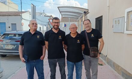 El Coimbra mantiene el liderato de División de Honor trasdeshacerse del Cabezo de Torres