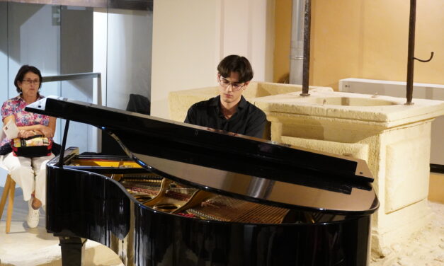 Julián Santos, Beethoven y Liszt, unidos en ‘Tres miradas al infinito’ con el piano de Andrés Palao