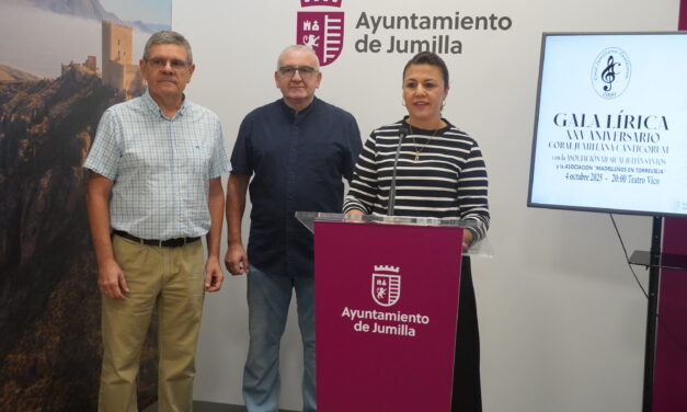 La Coral Jumillana Canticorum celebra este sábado su 25 aniversario con una gala lírica