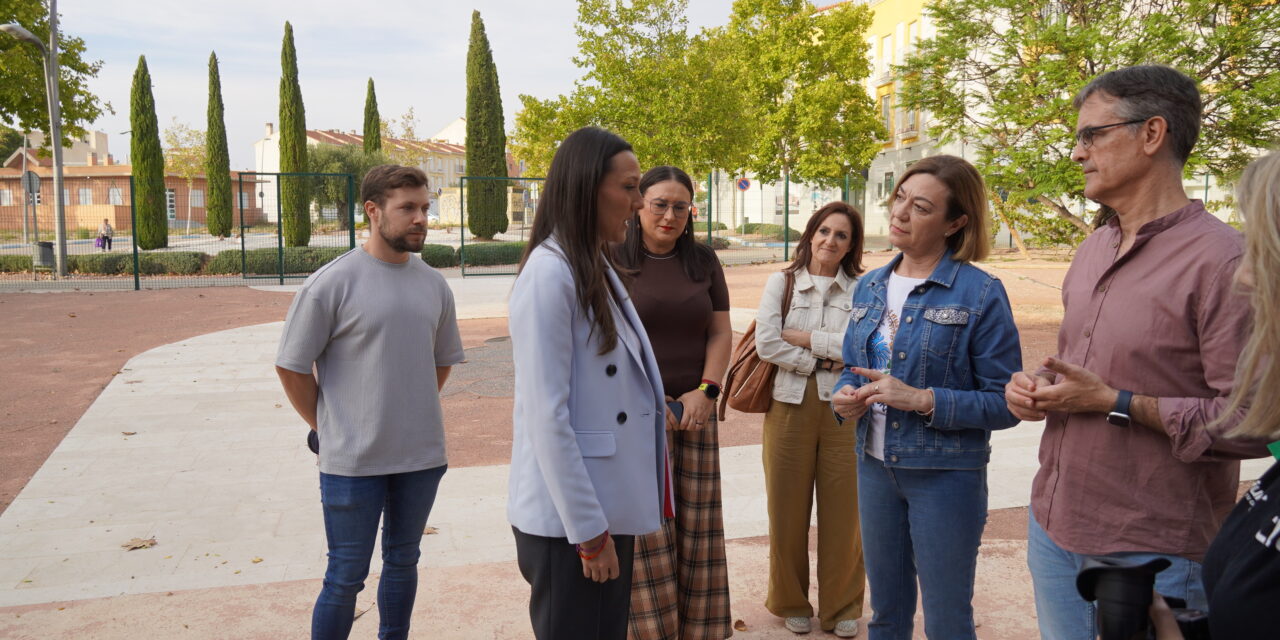 La consejera de Turismo anuncia en Jumilla ayudas destinadas a alojamientos turísticos en bodegas