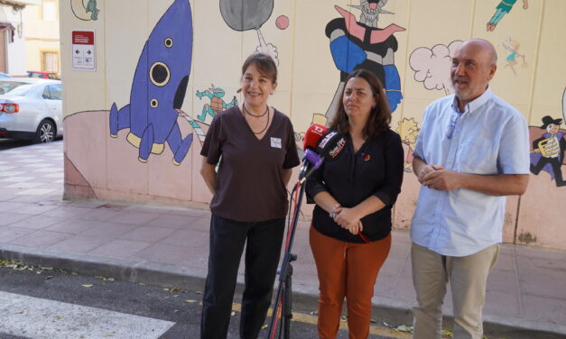 IU pide la dimisión del consejero de Educación por “el intento de desmantelar la escuela pública”