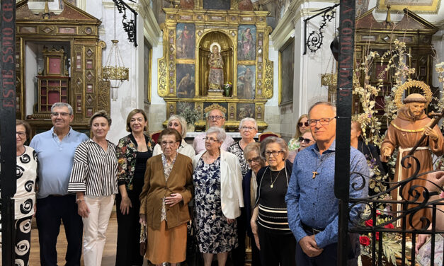 La orden seglar ha celebrado la festividad de San Francisco en el monasterio de Santa Ana