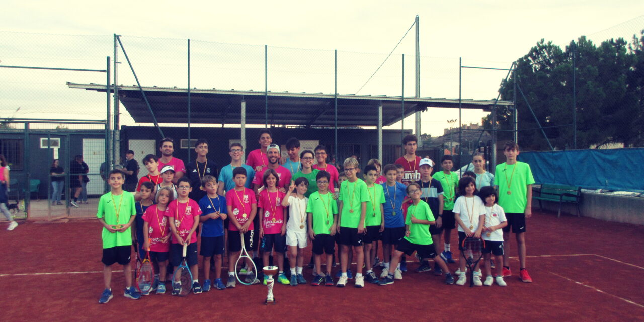 El Club de Tenis Jumilla inicia la campaña con un torneo interescuelas
