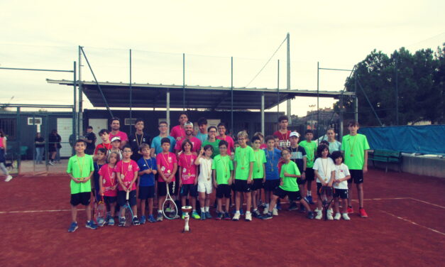 El Club de Tenis Jumilla inicia la campaña con un torneo interescuelas