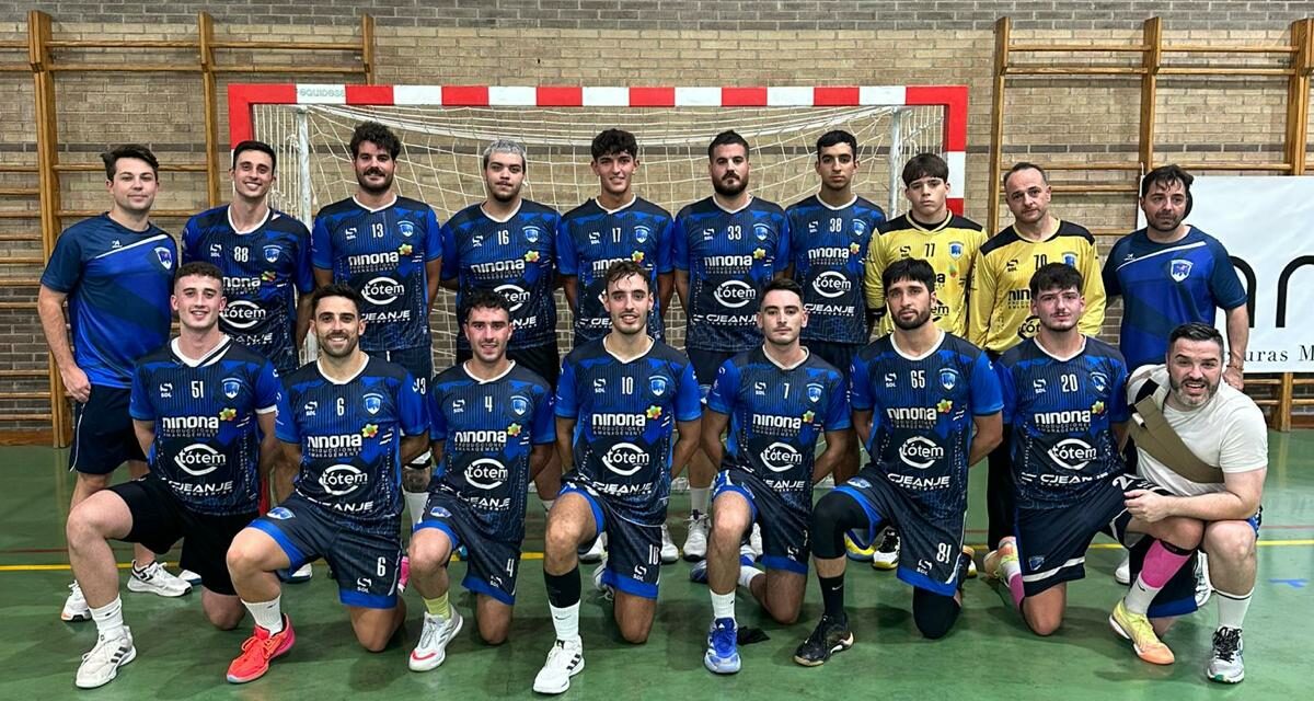 (21-32) El Balonmano Jumilla vence a UCAM y pone el foco en Ademur