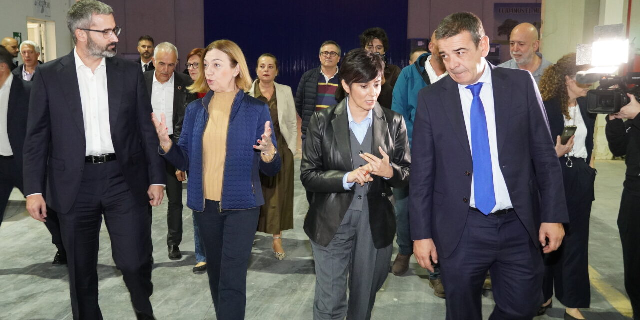 La ministra Isabel Rodríguez anuncia en Jumilla una línea de ayudas directas a la construcción de viviendas industrializadas