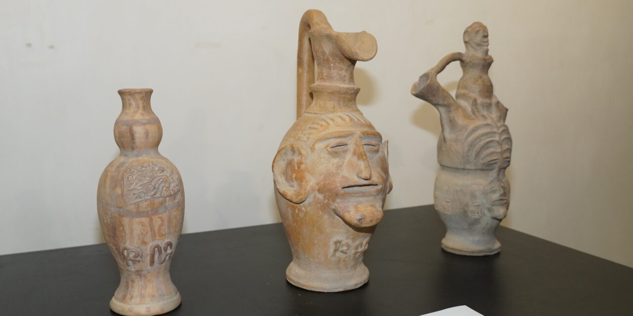 Jumilla tiene la mayor colección defalsificaciones de ‘El Corro’ y ‘El Rosao’