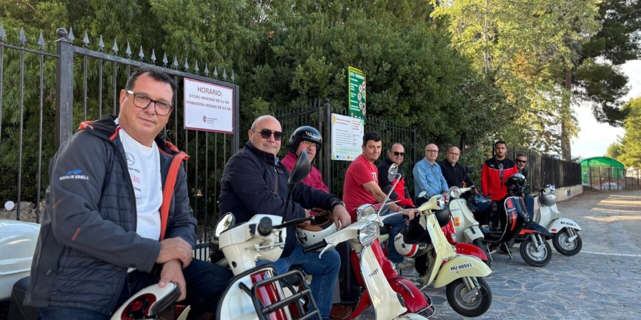 El Club Amigos de la Vespa Jumilla realizan su primer encuentro