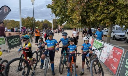 Cuatro ciclistas de la Escuela, en la primera cita del circuito de ciclocross