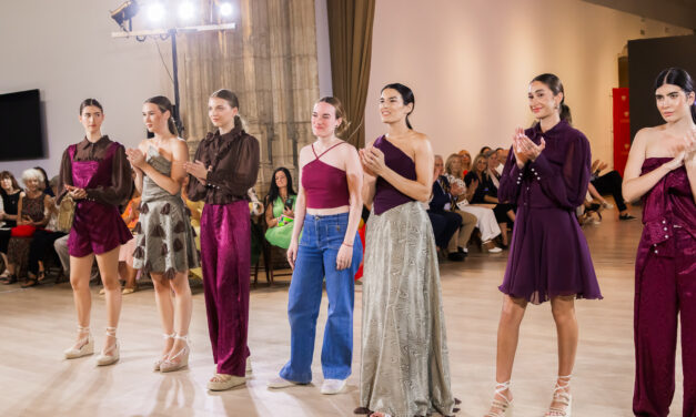 La jumillana Laura González Tomás, segundo premio en la Pasarela Cruz Roja de Granada