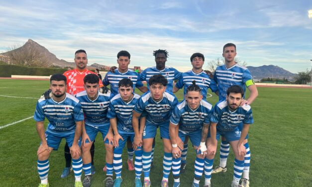 El Jumilla ACF se engancha a la lucha por los puestos de ascenso