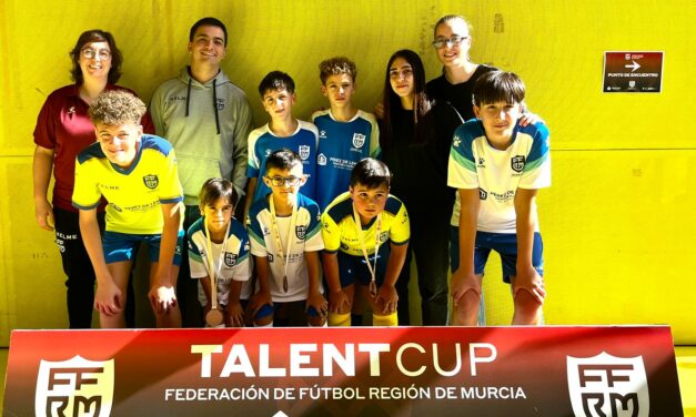 Siete jugadores de la EFS Jumilla vivieron la experiencia Talent Cup
