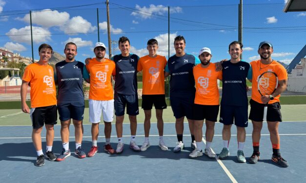 El segundo partido de dobles decide el primer choque a favor del Club de Tenis Jumilla (4-3)