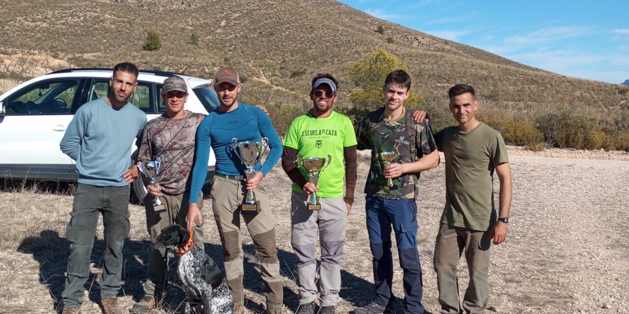 Álvaro Pérez se proclama campeón local de caza menor con perro