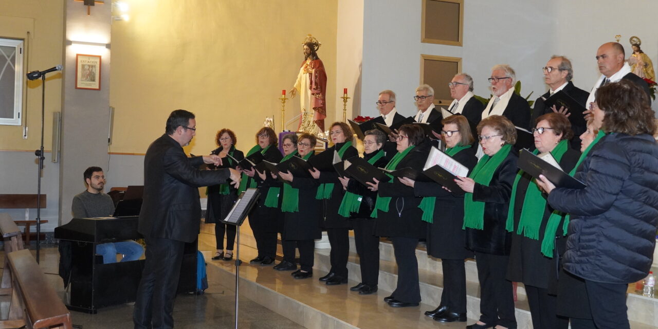 La coral Canticorum ofrece un concierto de Navidad en la iglesia de San Juan