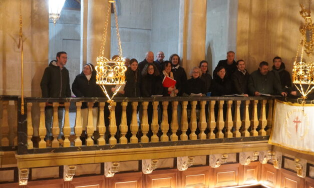 La Cofradía Santo Costado celebra la Navidad con un recital de villancicos
