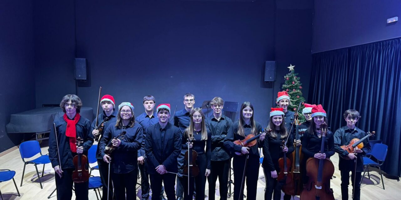 Alumnos de Música siguen con sus audiciones instrumentales