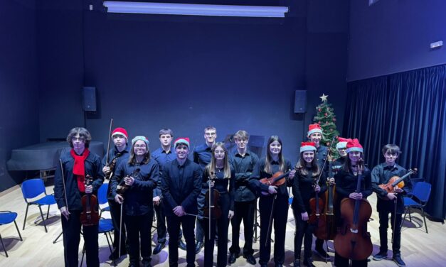 Alumnos de Música siguen con sus audiciones instrumentales