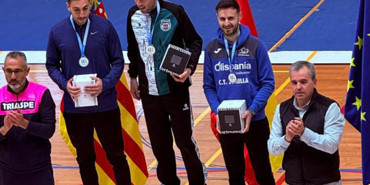 Chema Herrero consigue el tercer puesto senior en los 11K Villa de Aspe