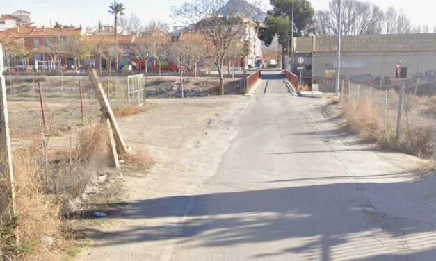 La Junta Local adjudica obras por más de 3 M de euros para el alumbrado y la movilidad sostenible