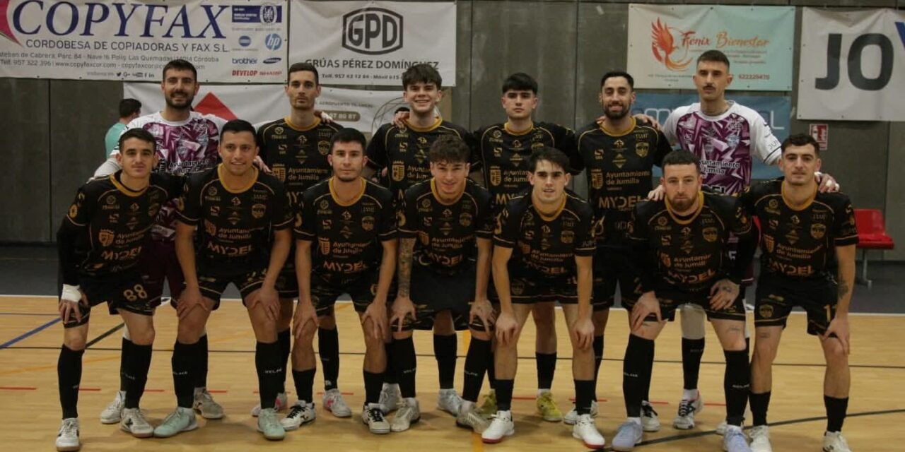 Varapalo en Córdoba tras una segunda mitad para olvidar (8-2)