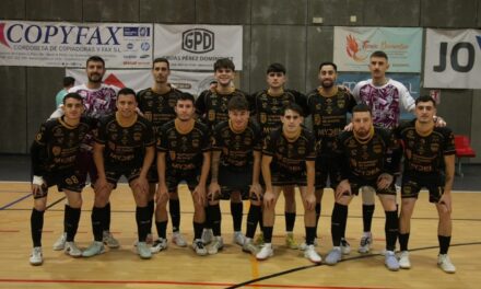 Varapalo en Córdoba tras una segunda mitad para olvidar (8-2)