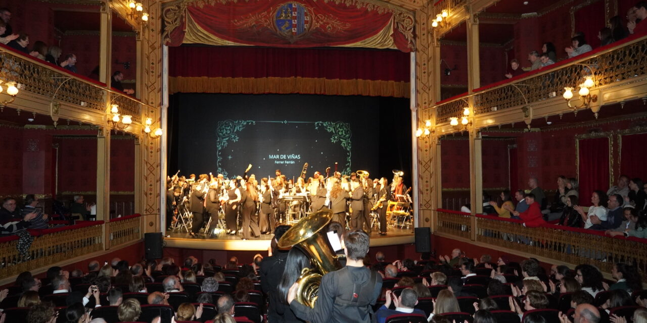 La Asociación Julián Santos despide el año con un concierto divertido e ‘inocente’