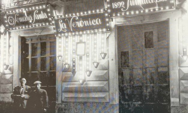 De las primeras bombillas a las luces de Navidad: la historia del alumbrado local