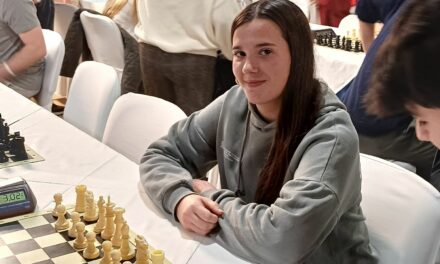 Elena Rodríguez y Paris Ortega se hacen notar en el Internacional de Santa Pola