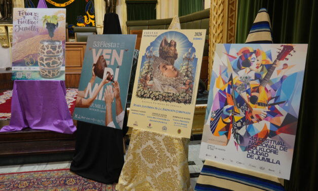 Un verdadero festín de carteles