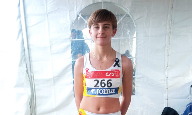 Ángela Mateo tuvo un estreno nacional a prueba de barro