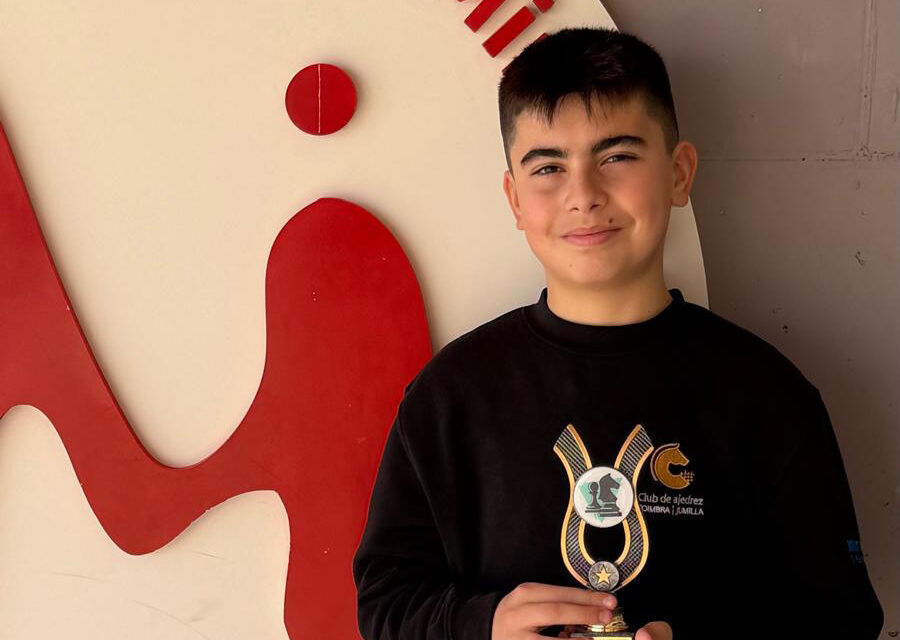 Jorge Gómez, segundo de la categoría sub-14 del Circuito Escolar Ajedrízate