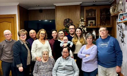 Desafío al paso del tiempo: una familia de Jumilla une a cinco generaciones