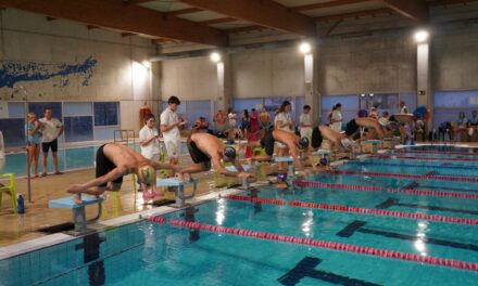 El Club Natación Jumilla brilla como anfitrión de la 2ª jornada de la Liga Máster