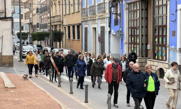 La Junta Local contra el cáncer camina unida en la Marcha Verde para apoyar la investigación