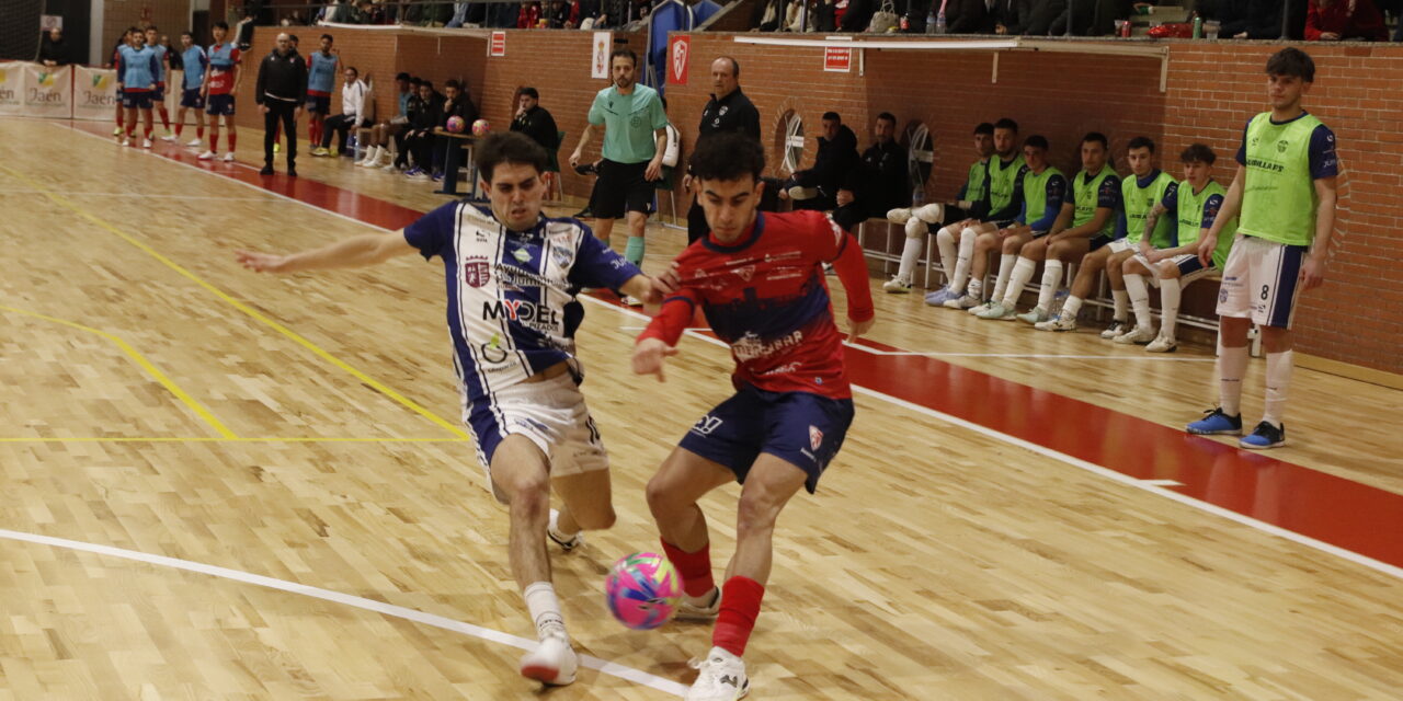 El CFS Jumilla hizo sufrir al líder y rozó la sorpresa en Mengíbar