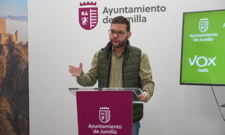 VOX acusa a la alcaldesa de censurarle una moción antes de que llegue al pleno