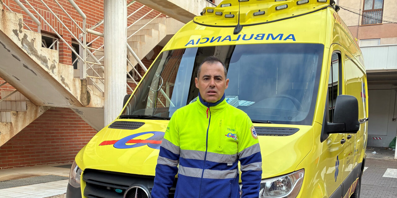 Un técnico del SUAP de Jumilla atiende, sin estar de servicio, a un herido en un accidente en Murcia