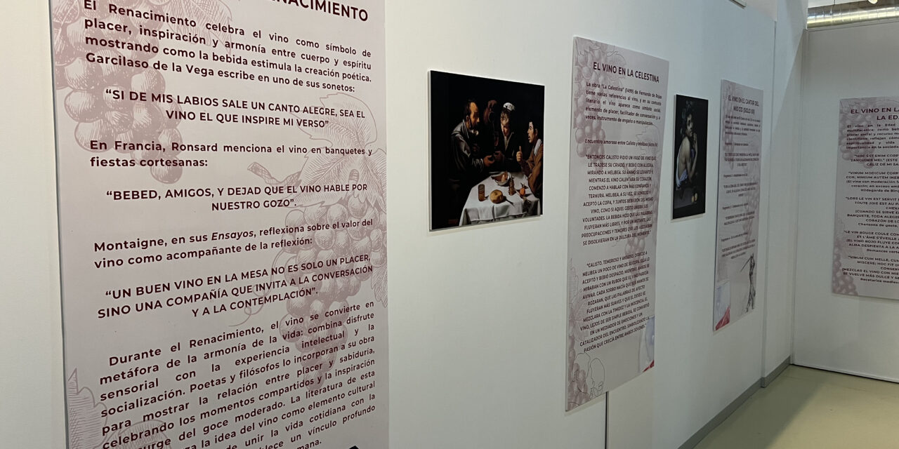 Una exposición muestra cómo se ha tratado el vino en la Literatura, desde Sócrates hasta Hemingway