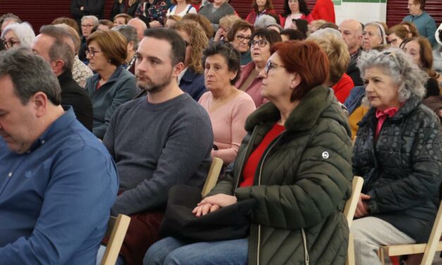 Juana Guardiola: “En los últimos años de gobierno socialista se llevó a cabo la remodelación del espacio interior del Mercado de San Juan”