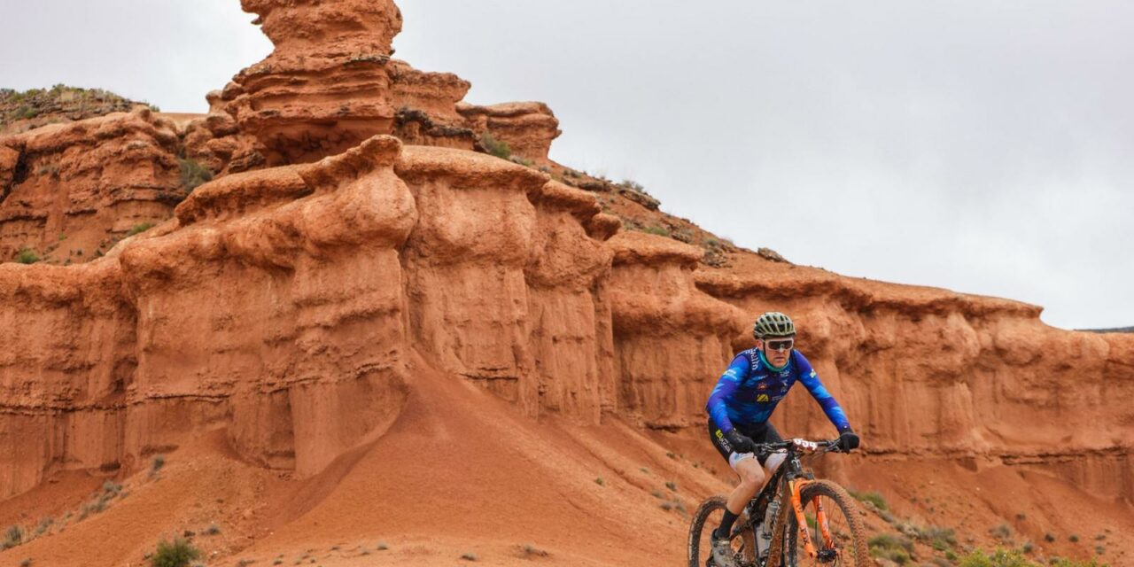 Tres bikers del Jumilla BTT superan la aventura del Far West Race Scott