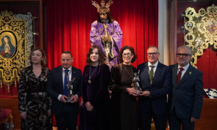 La Cofradía del Nazareno distingue a sus Cofrades de Honor de 2026