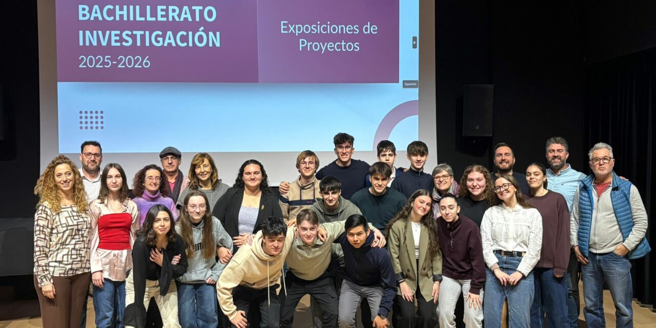 Alumnos del Infanta Elena investigan sobre la salud, la tecnología, la historia y las ciencias