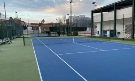 El Polideportivo abre desde este mes los domingos por la tarde, aprovechando que hay más horas de luz