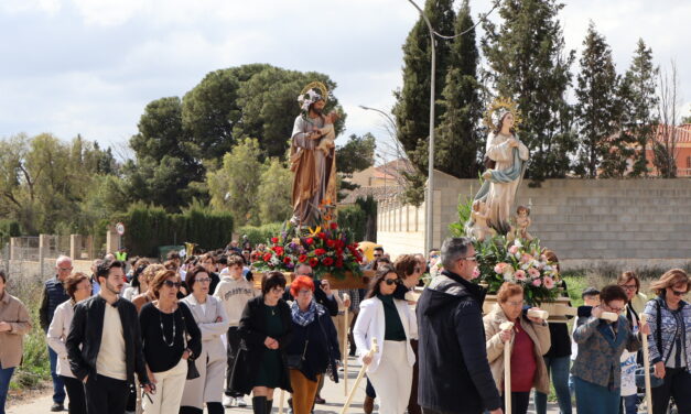 La Alquería celebra a su patrón, San José, con misa y procesión, música, gastronomía y artesanía