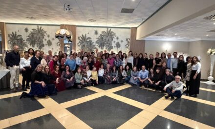 El colegio Miguel Hernández celebra su 60 aniversario con una convivencia