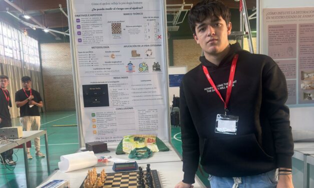 El alumno del Infanta Elena Adrián Tomás, finalista en el Premio Nacional Don Bosco