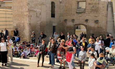 El pueblo gitano celebra su Día Internacional con actividades en la plaza de Santa María